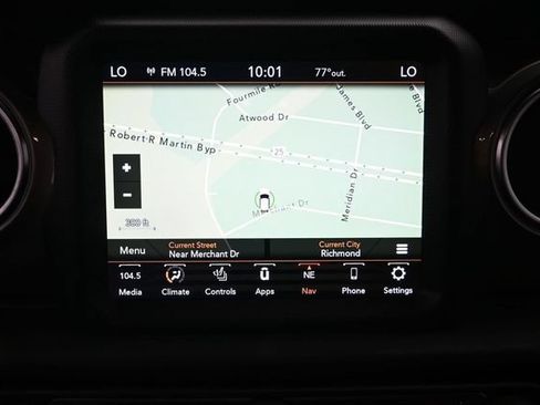 Used 2023 Jeep Wrangler Unlimited Sahara w/ Cold Weather Group AWD/4WD image 18