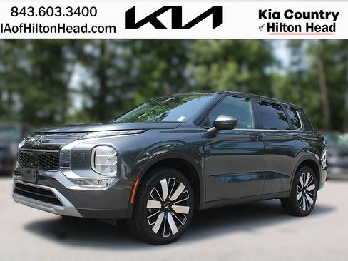 Used 2025 Mitsubishi Outlander SE AWD/4WD image 1