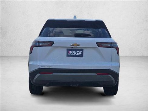 Used 2026 Chevrolet Equinox LT w/ LPO, Floor Liner Package FWD image 6