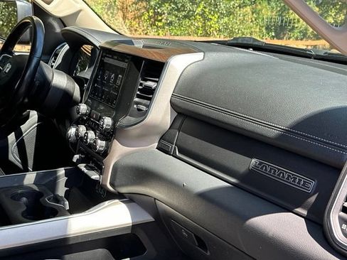 Used 2021 RAM 1500 Laramie AWD/4WD image 26