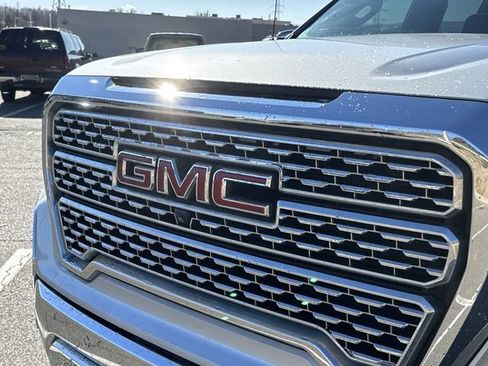 Used 2019 GMC Sierra 1500 SLT w/ SLT Premium Plus Package image 27