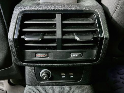 Used 2022 Audi Q3 2.0T Premium Plus AWD/4WD image 32