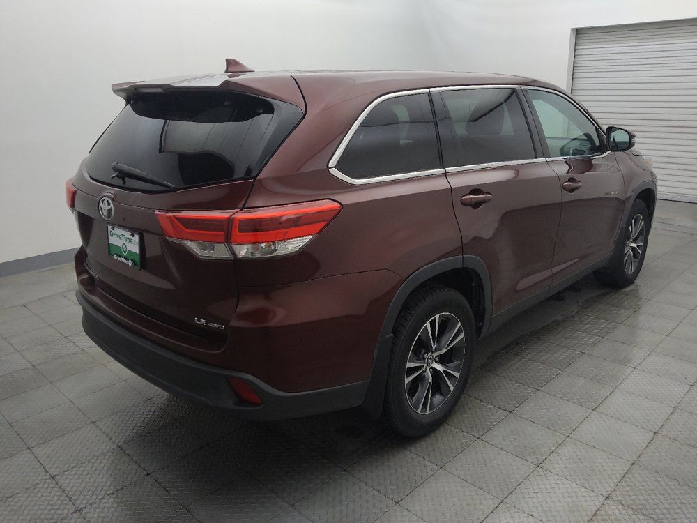 Used 2019 Toyota Highlander Plus AWD/4WD image 9