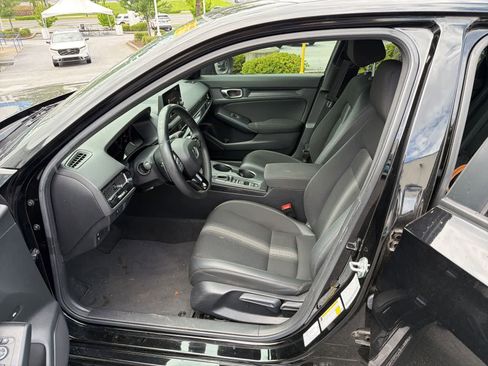 Used 2023 Honda Civic Sport image 17
