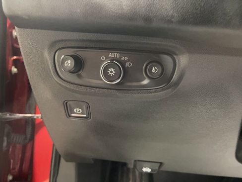 Used 2022 GMC Terrain SLT FWD image 27