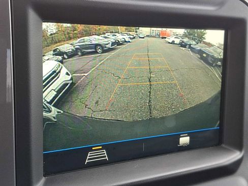 Used 2019 Chevrolet Silverado 1500 Custom Trail Boss w/ Custom Convenience Package image 16