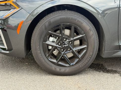 New 2026 Kia K5 LXS FWD image 33