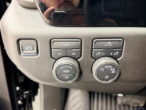 Certified 2026 Chevrolet Silverado 1500 LT image 20