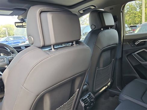 New 2025 Audi Q3 2.0T Premium image 13