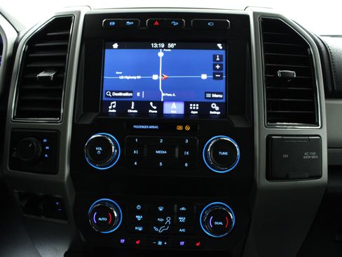 Used 2019 Ford F250 Lariat w/ Lariat Ultimate Package image 18