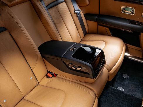 Used 2022 Rolls-Royce Ghost AWD/4WD image 28