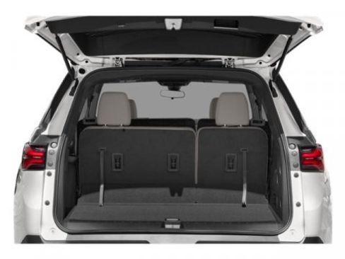 Used 2022 Chevrolet Traverse LT FWD image 14