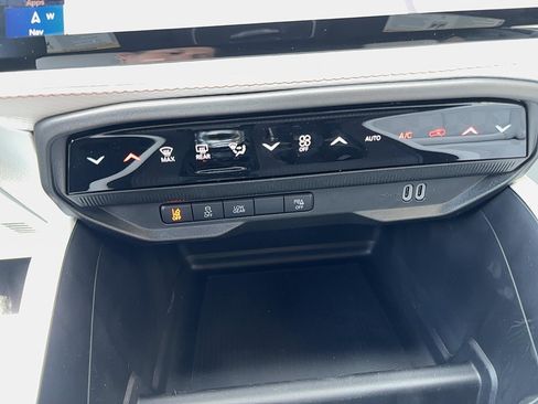 New 2026 Jeep Cherokee Overland AWD/4WD image 28