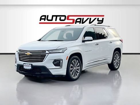 Used 2023 Chevrolet Traverse Premier AWD/4WD image 3