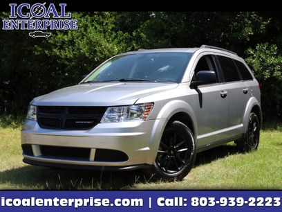 Used 2020 Dodge Journey SE w/ Blacktop Package