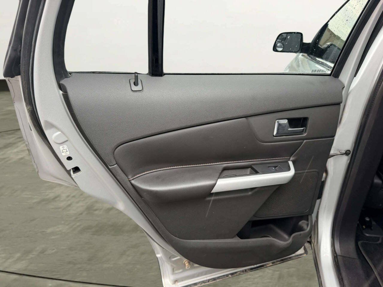 Used 2013 Ford Edge Limited AWD/4WD image 19