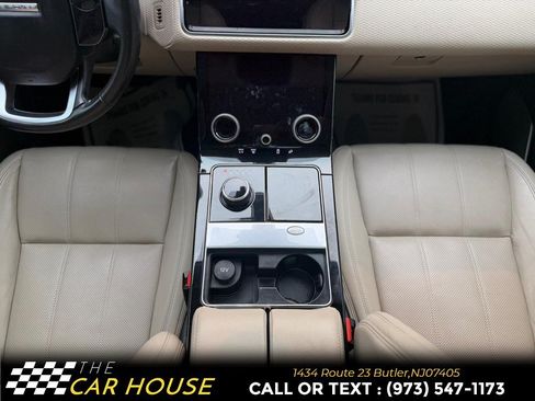 Used 2018 Land Rover Range Rover Velar S AWD/4WD image 32