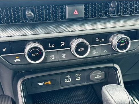 Used 2024 Honda CR-V EX image 19