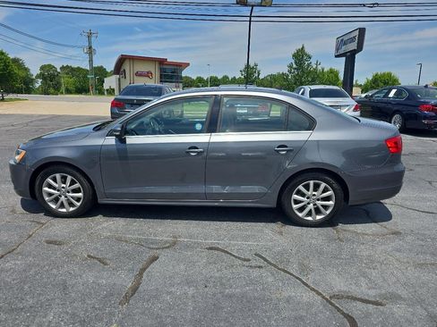 Used 2014 Volkswagen Jetta SE FWD image 9