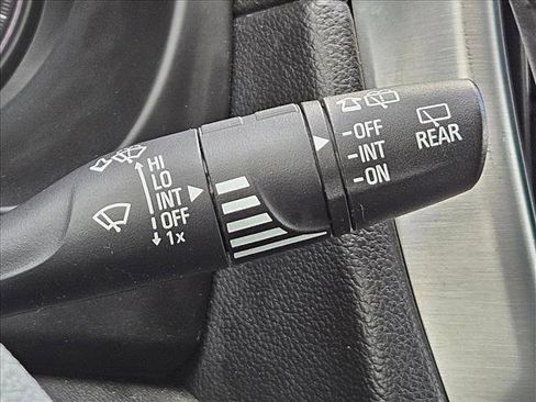 Used 2018 GMC Terrain SLT AWD/4WD image 22