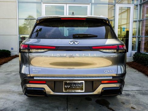 Certified 2023 INFINITI QX60 Luxe w/ Cargo Package AWD/4WD image 12