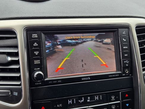 Used 2012 Jeep Grand Cherokee Limited image 33