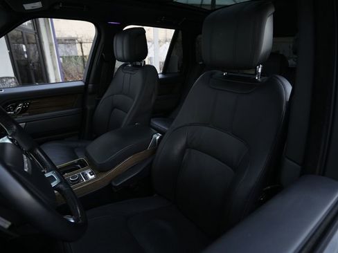 Used 2018 Land Rover Range Rover Supercharged image 20