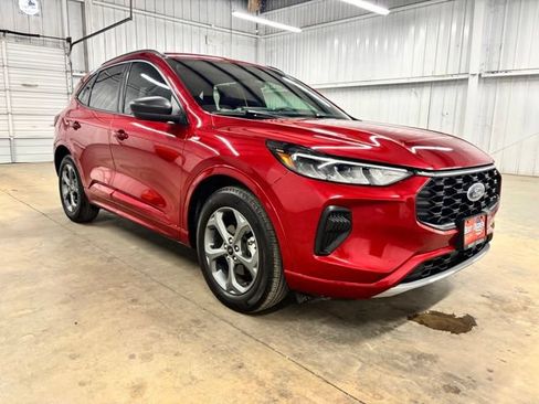 Used 2024 Ford Escape ST-Line w/ Tech Pack #1 FWD image 1