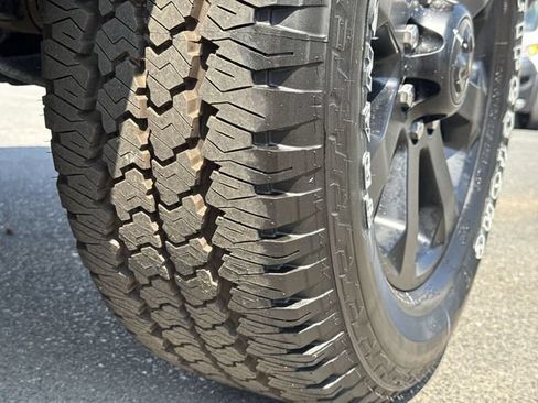 New 2026 RAM 2500 Big Horn AWD/4WD image 18
