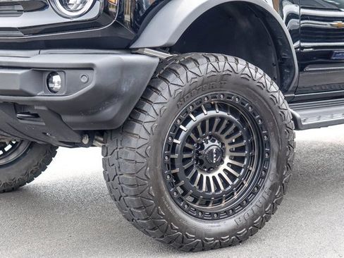 Certified 2025 Ford Bronco Outer Banks AWD/4WD image 4