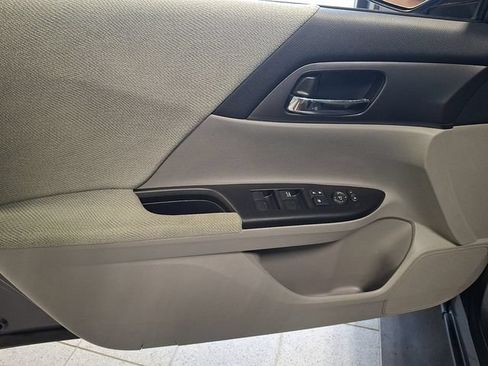 Used 2013 Honda Accord LX image 14