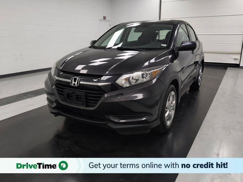 Used 2017 Honda HR-V LX image 1