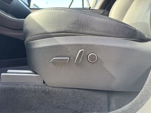 Used 2023 Tesla Model Y Long Range image 14