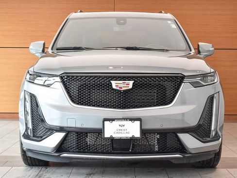 Used 2024 Cadillac XT6 Sport w/ Technology Package AWD/4WD image 2
