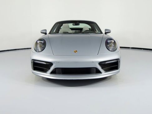 Certified 2022 Porsche 911 Targa 4S AWD/4WD image 13
