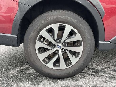 Certified 2025 Subaru Outback Premium AWD/4WD image 30