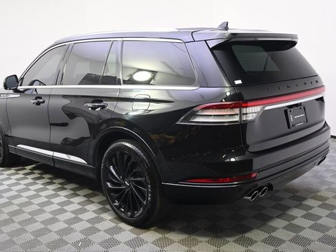 Used 2021 Lincoln Aviator Reserve w/ Equipment Group 208A AWD/4WD image 3