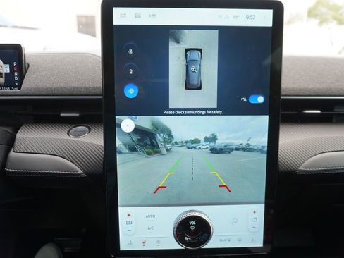 Used 2024 Ford Mustang Mach-E Premium image 9