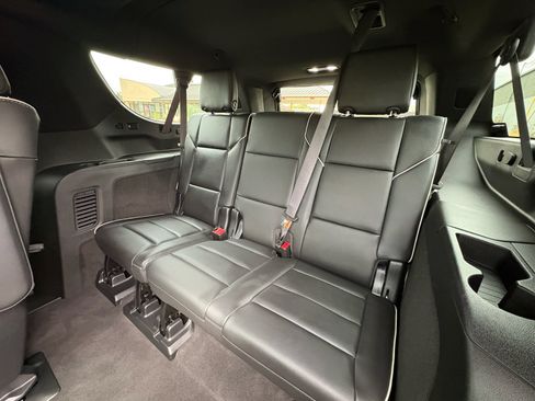 Certified 2023 Cadillac Escalade ESV Sport AWD/4WD image 24