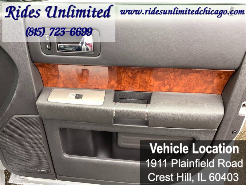 Used 2010 Ford Flex Limited AWD/4WD image 17