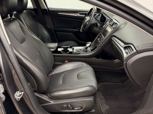 Used 2016 Ford Fusion Energi Titanium image 31