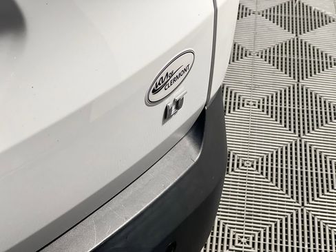 Used 2019 Chevrolet Traverse LT w/ LPO, Floor Liner Package image 6