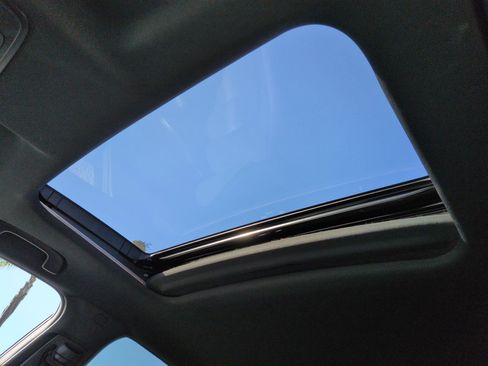 Used 2025 Honda Civic FWD Hybrid Sedan image 27