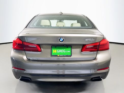 Used 2017 BMW 540i RWD image 8