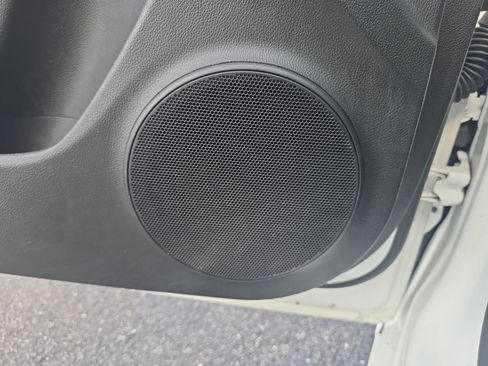 Used 2014 Chevrolet Cruze LS image 15