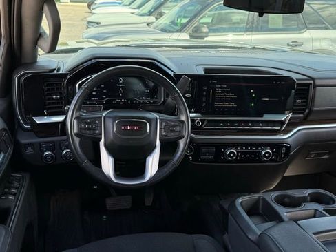 Used 2022 GMC Sierra 1500 Elevation w/ LPO, Elevation Black Package AWD/4WD image 5