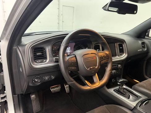 Used 2022 Dodge Charger R/T w/ Daytona Edition Group RWD image 4