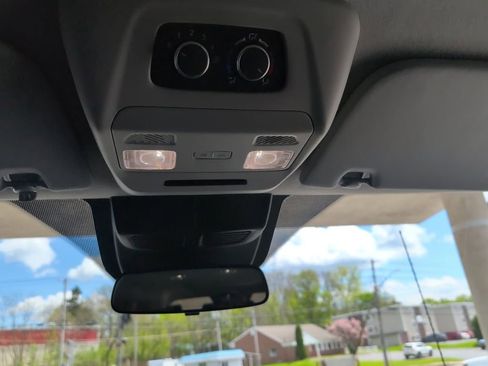 Used 2024 Ford Transit 350 XL RWD image 16