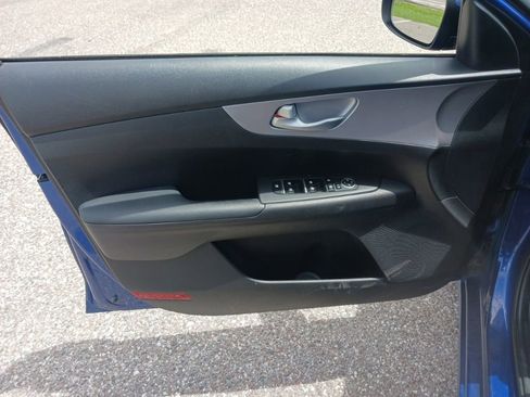 Used 2024 Kia Forte LXS FWD image 11