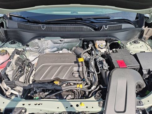 New 2026 Chevrolet Trax ACTIV w/ Driver Confidence Package FWD image 24